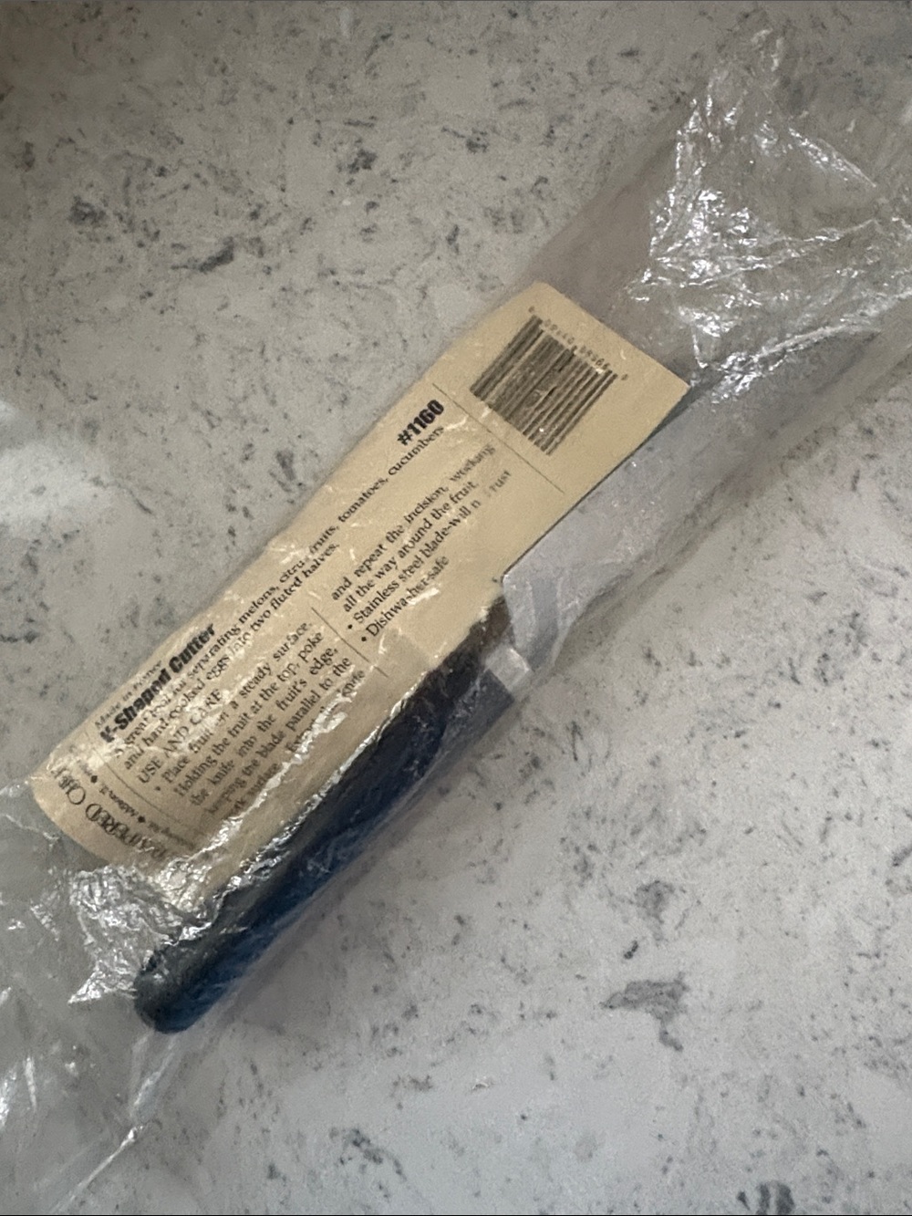 NEW Pampered chef V shaped cutter 1160 France